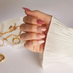 Flat White -Nail Shop GAM288 GAM290 GAM291 GAM29 Lifestyle