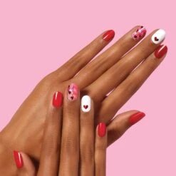 Girl Crush -Nail Shop GS392 GirlCrush Hand