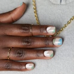 Rollerwave -Nail Shop PO483 Rollerwave Lifestyle