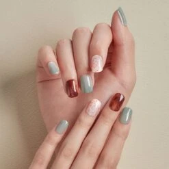 Amber Ale -Nail Shop PO520 AmberAle Hand