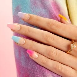 Happy Medium 12 Happy Medium -Nail Shop PO85 HappyMedium Lifestyle FINAL